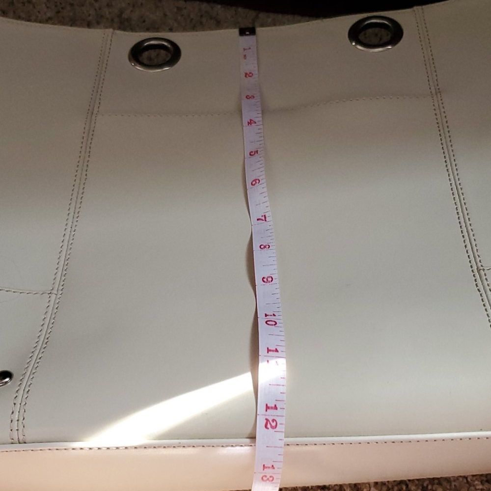 Handbag - Picture 8 of 8